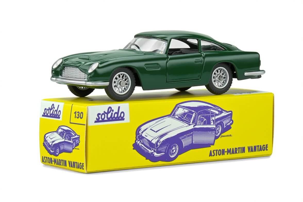 ASTON MARTIN DB5 BRITISH RACING GREEN