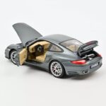 Porsche 911 Turbo 2010 – Grey metallic