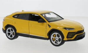 Lamborghini Urus, yellow