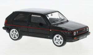 VW Golf II GTI customs, black