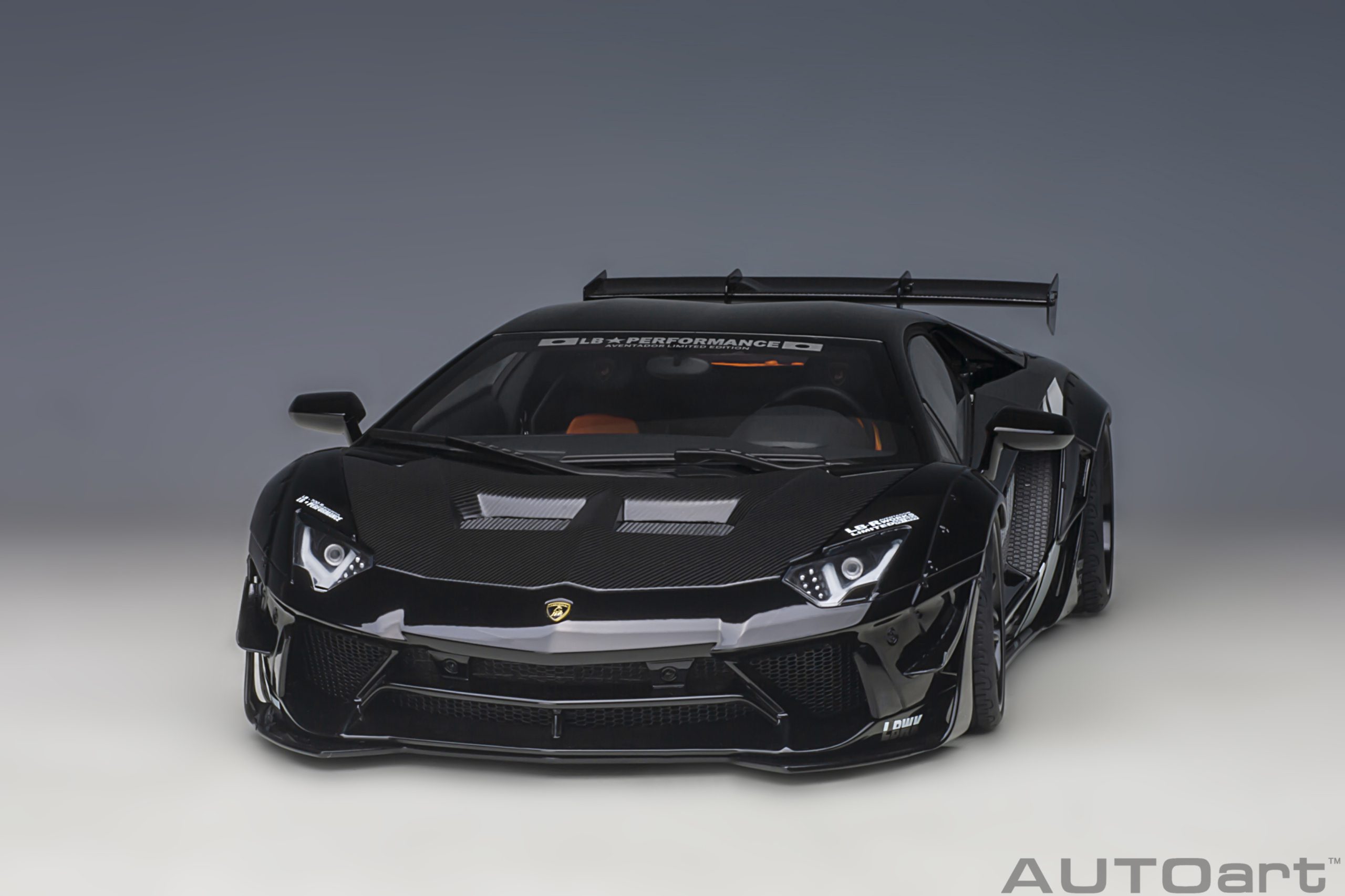Liberty Walk LB-Works Lamborghini Aventador Limited Edition (LBWK Livery) - immagine 18