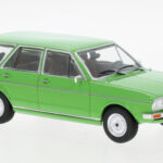 VW Passat Variant LS, green