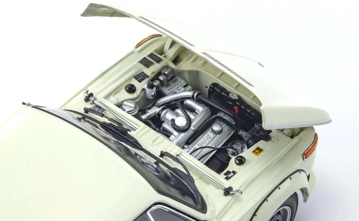 BMW 2002 Turbo (White) – Bild 3