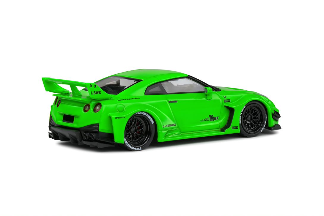 NISSAN GT-R (R35) LB WORK SILHOUETTE GREEN – Bild 6
