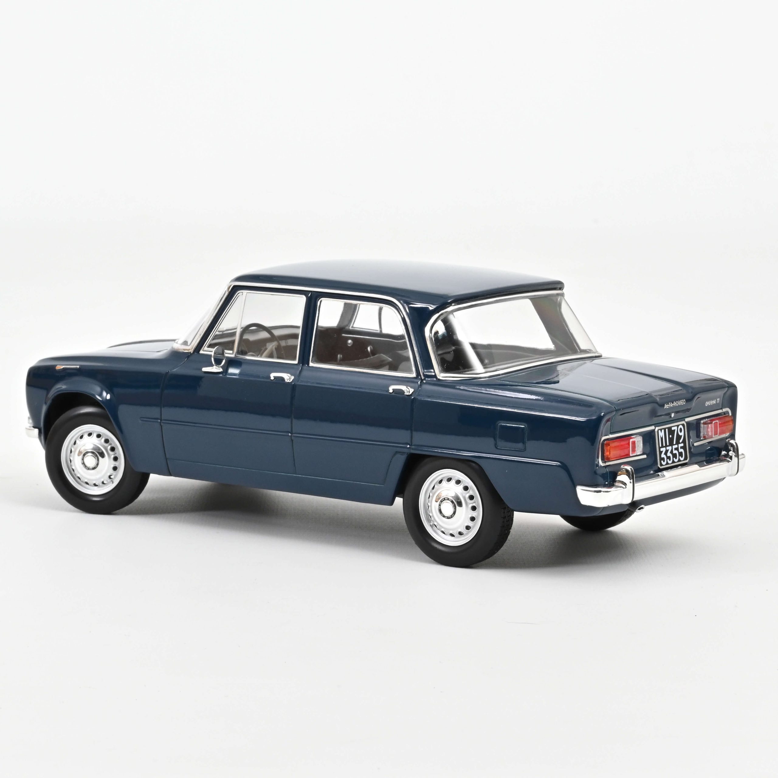 Alfa Romeo Giulia TI 1964 Petrol Blue - Image 3