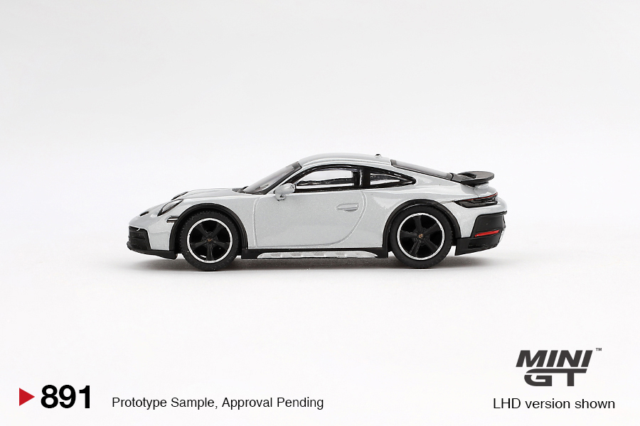 PORSCHE 911 (992) DAKAR ICE GRAY METALLIC 2023 – Bild 2