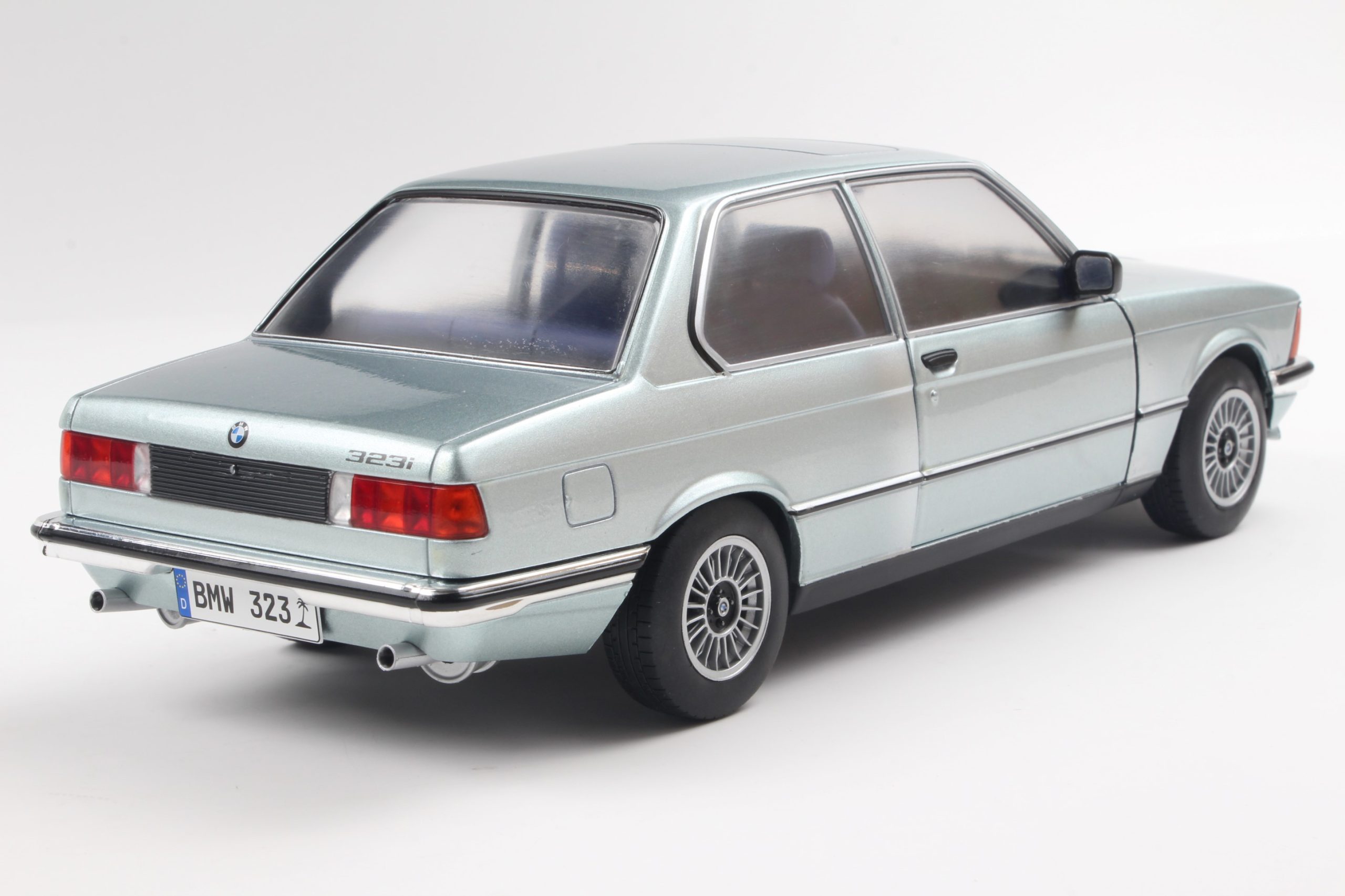 BMW E21 323I SAPHIRBLAU METALLIC 1980 - Image 4