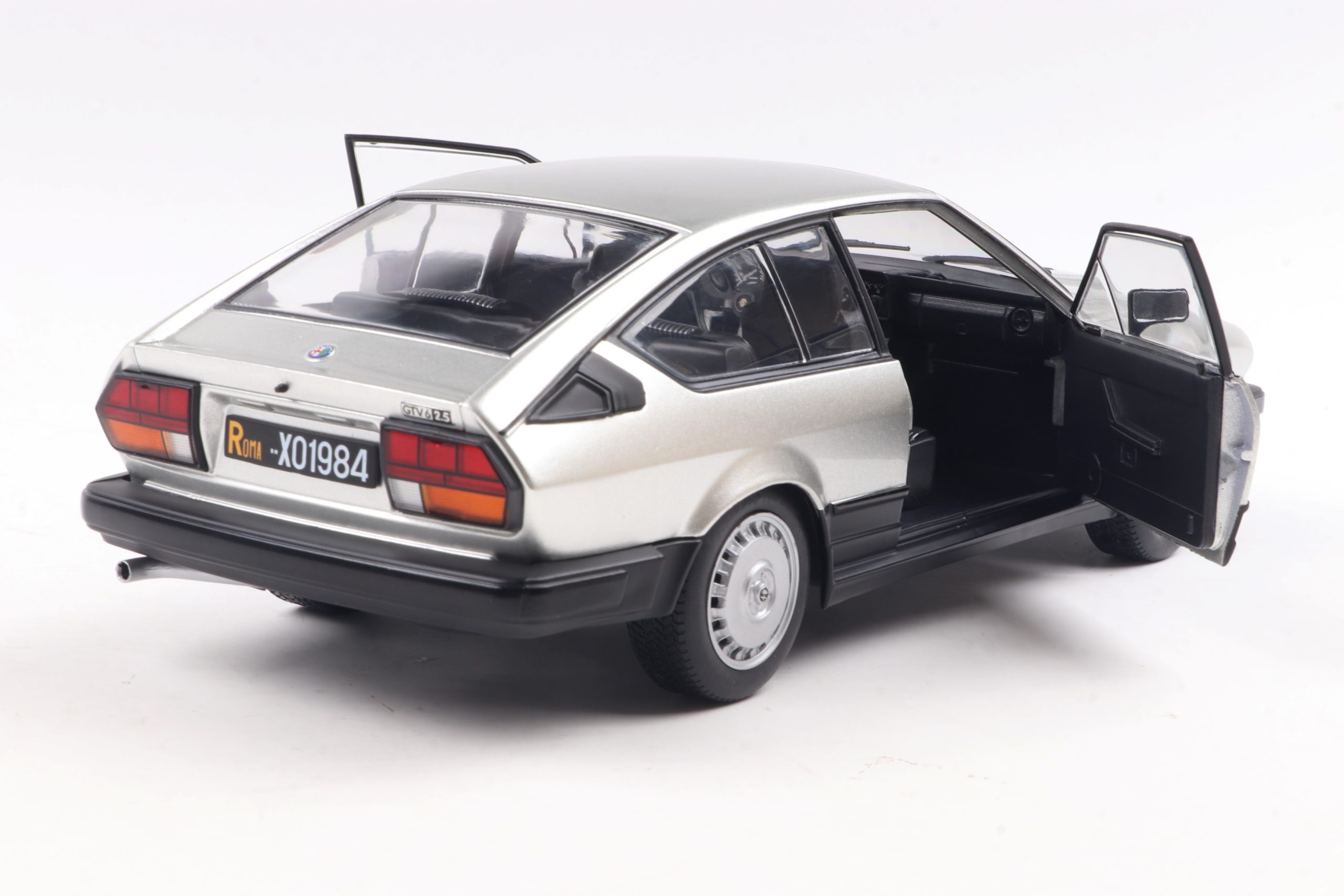 ALFA ROMEO GTV6 SILVER 1984 - Зображення 7