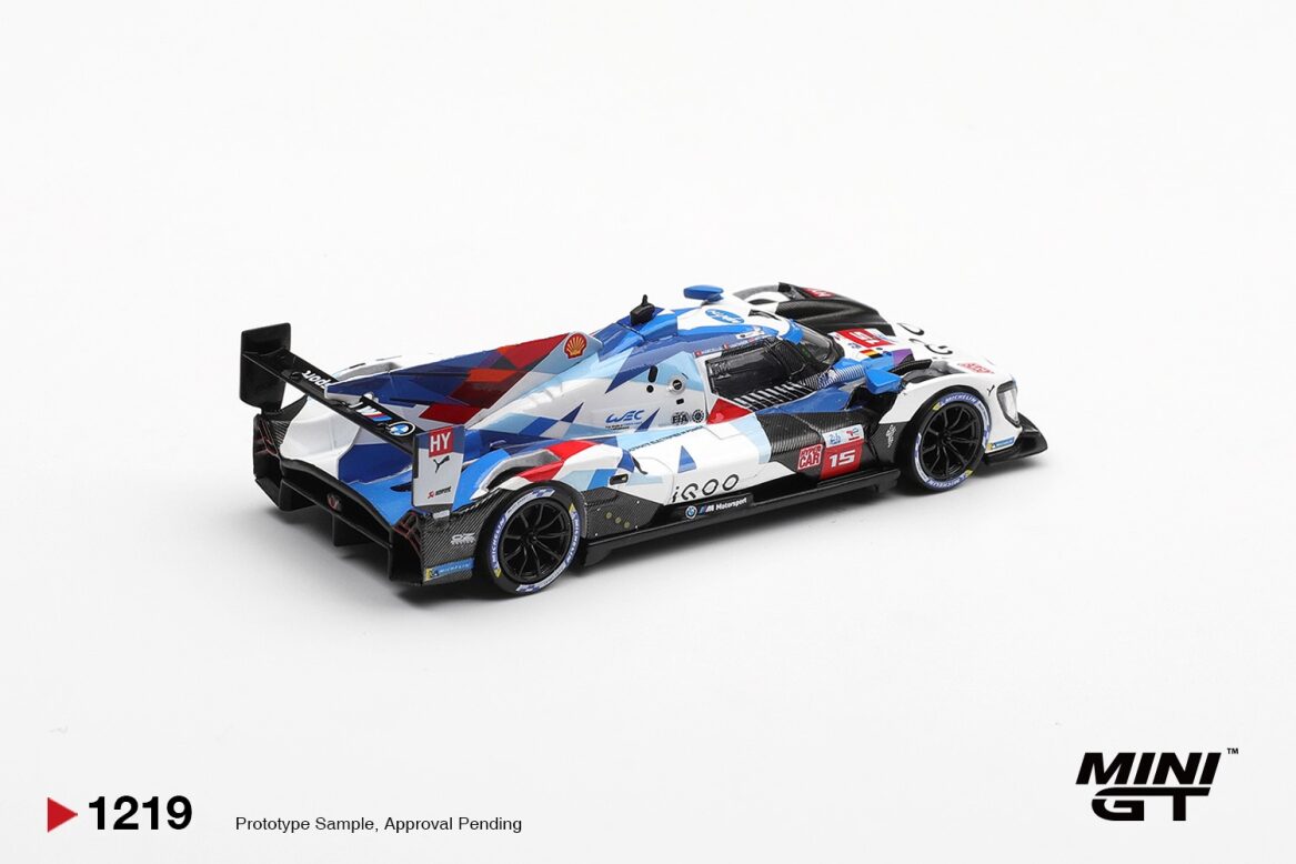 BMW M HYBRID V8 HYPERCAR #15 BMW M TEAM WRT LE MANS 24 HRS 2025 – Bild 3