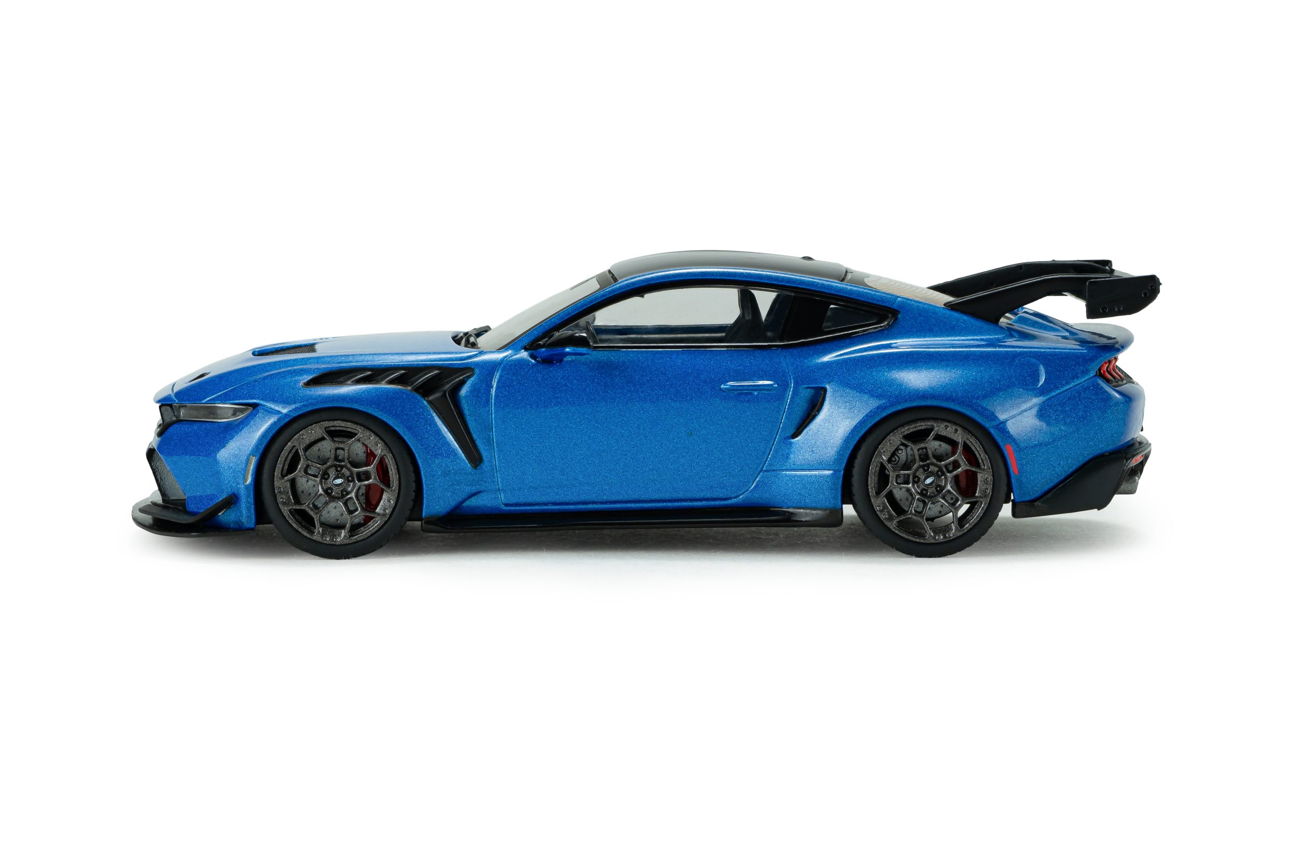 FORD MUSTANG GTD INDULGENT BLUE 2025 - Image 7