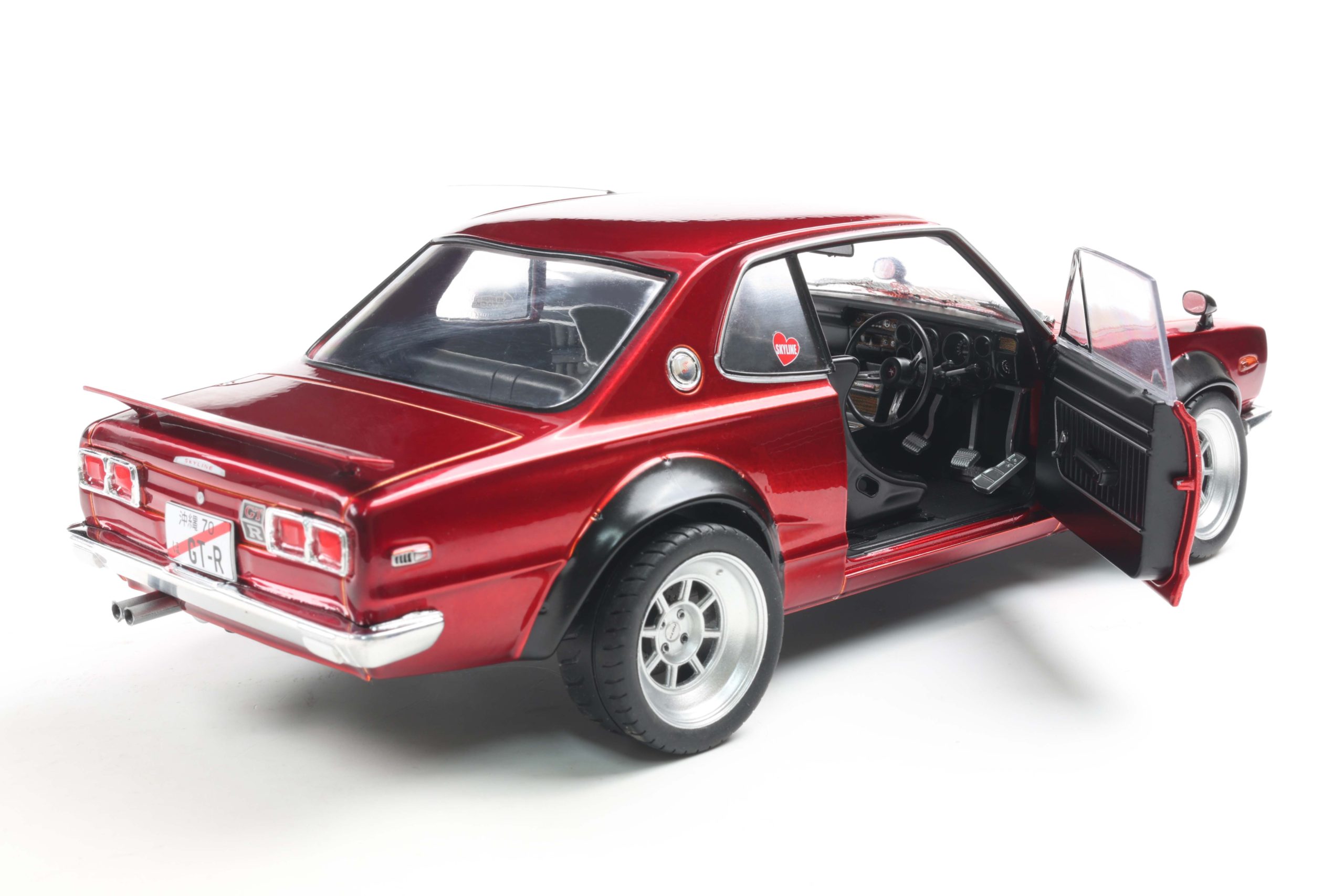 NISSAN SKYLINE 2000 GT-R (KPGC10) HAKOSUKA SOLIDO WORKS RED METALIC - Image 8