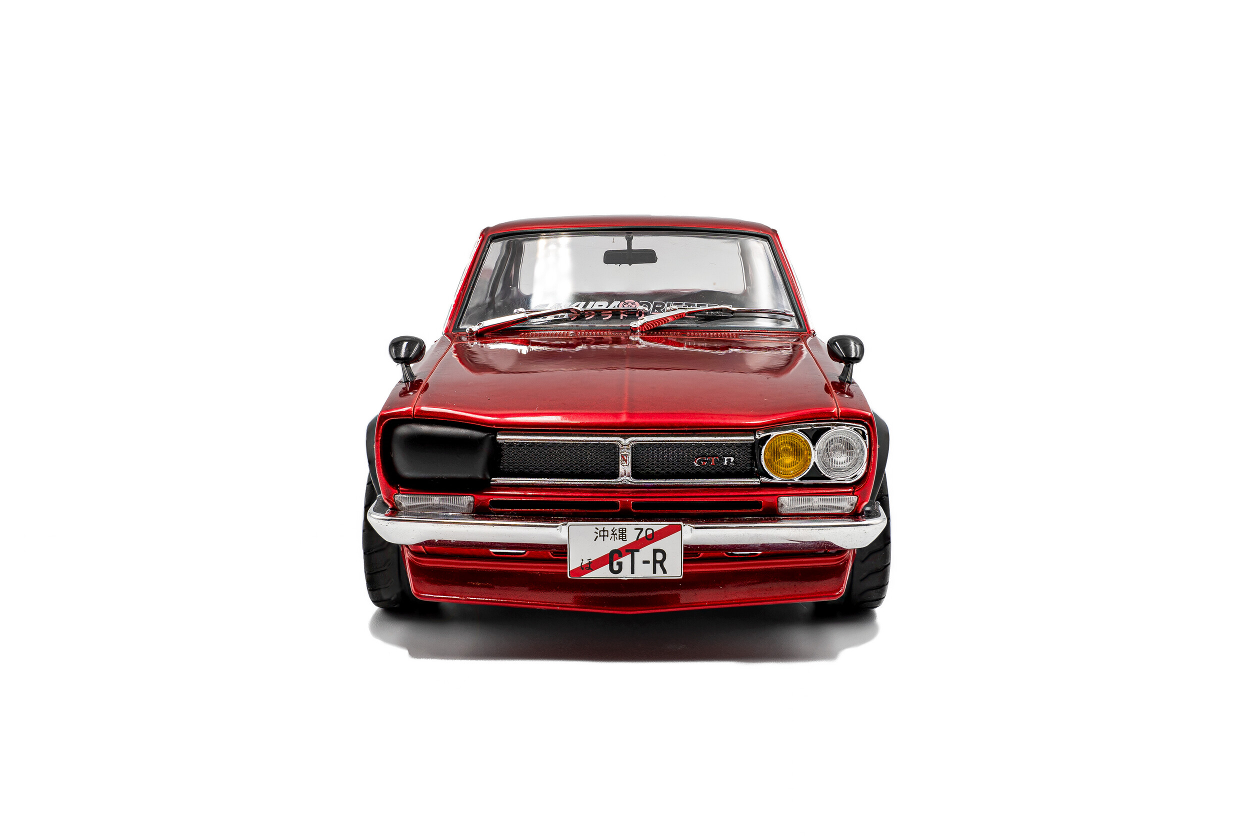 NISSAN SKYLINE 2000 GT-R (KPGC10) HAKOSUKA SOLIDO WORKS RED METALIC - Image 3