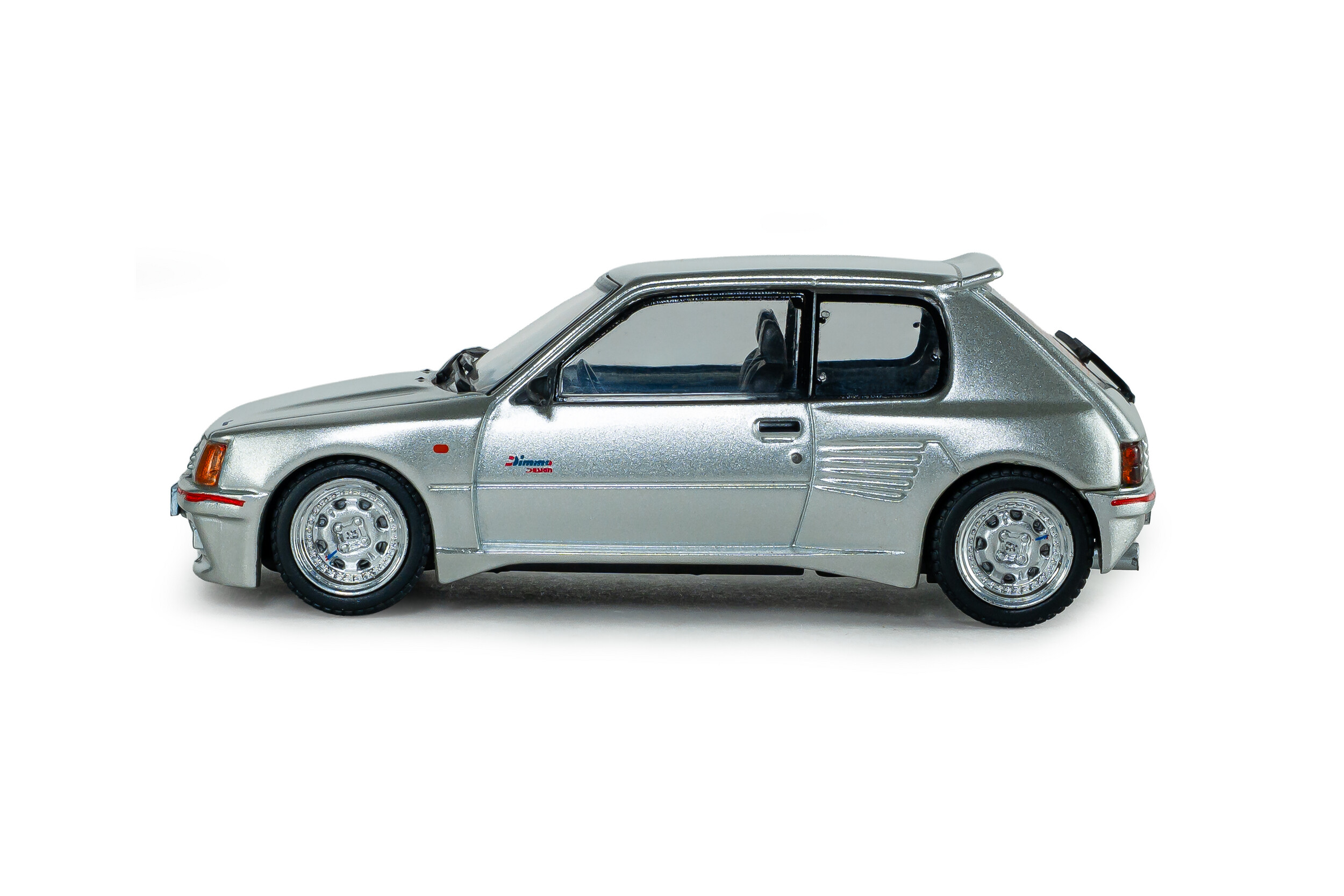 PEUGEOT 205 DIMMA GRIS FUTURA 1992 - Image 7