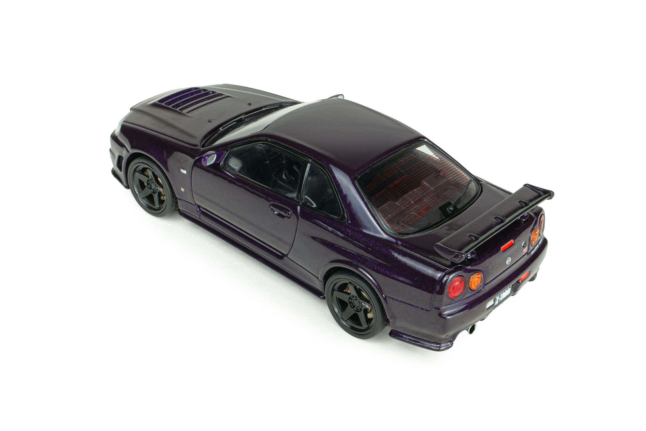NISSAN SKYLINE GT-R (BNR34) WITH NISMO PARTS MIDNIGHT PURPLE 2005 - Image 3